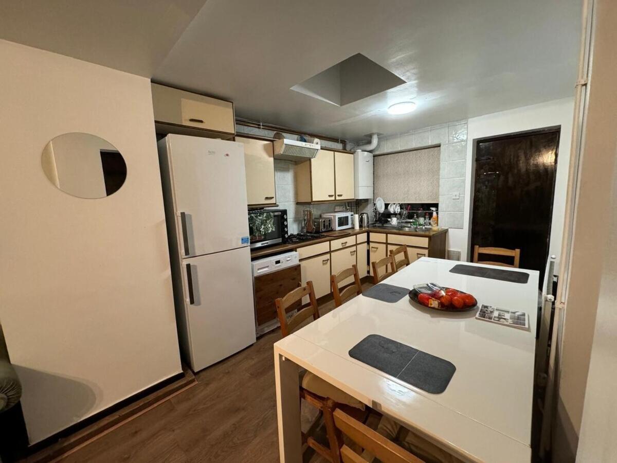 London Stockwell Station Apartment Стая снимка