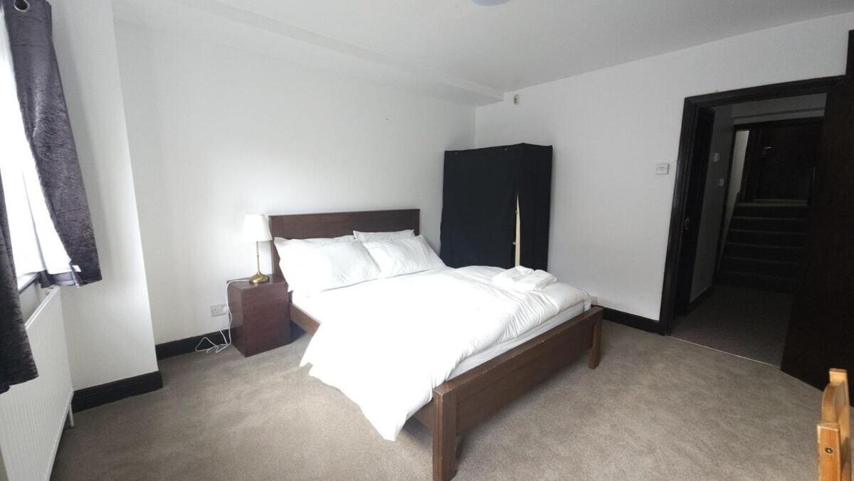 London Stockwell Station Apartment Стая снимка
