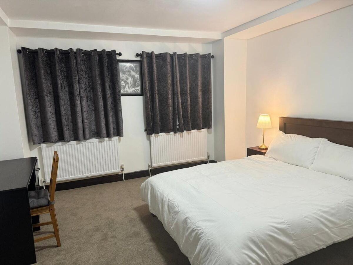 London Stockwell Station Apartment Стая снимка